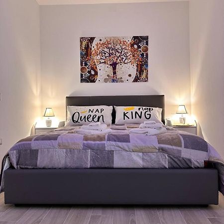 Holidays Apartment Cagliari Bagian luar foto