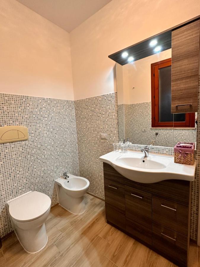 Holidays Apartment Cagliari Bagian luar foto