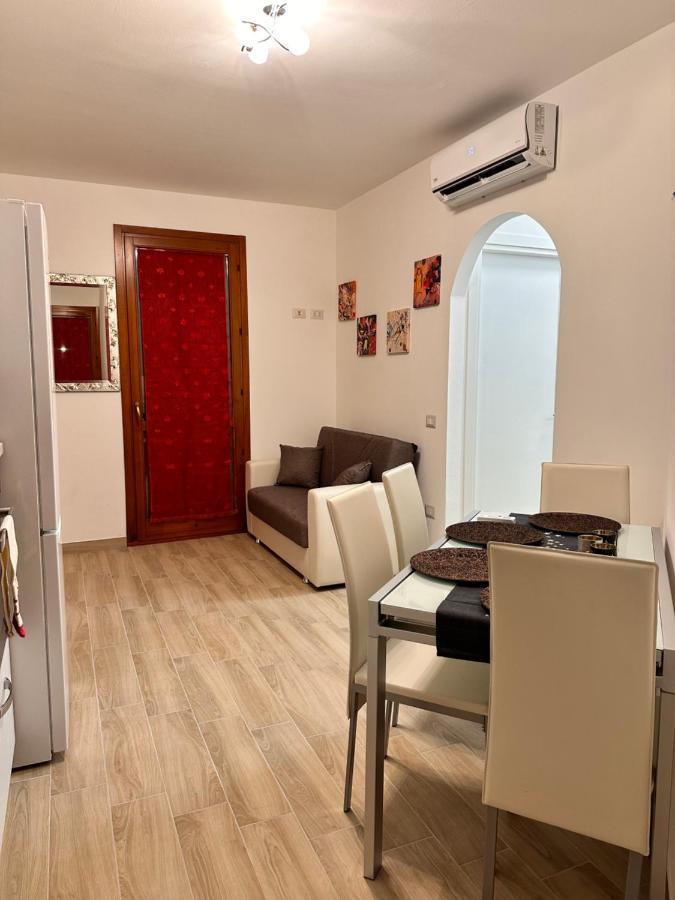 Holidays Apartment Cagliari Bagian luar foto